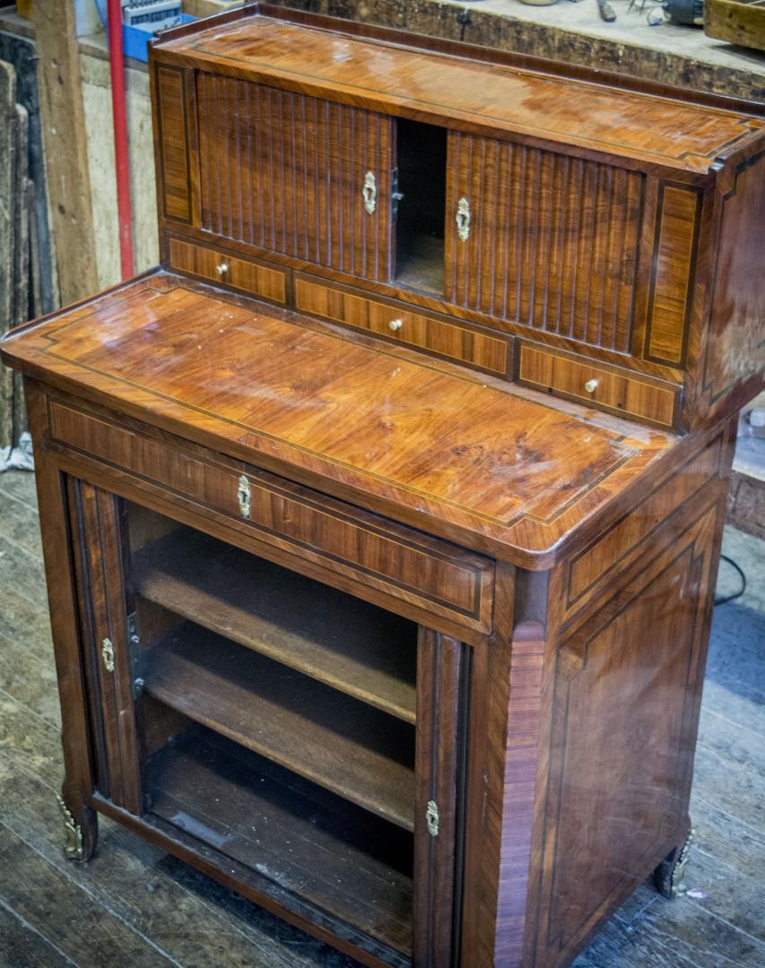 meuble ancien tres chic